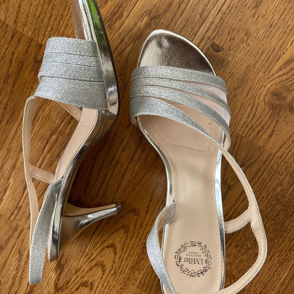 New sneakers - Picture 5 of 8